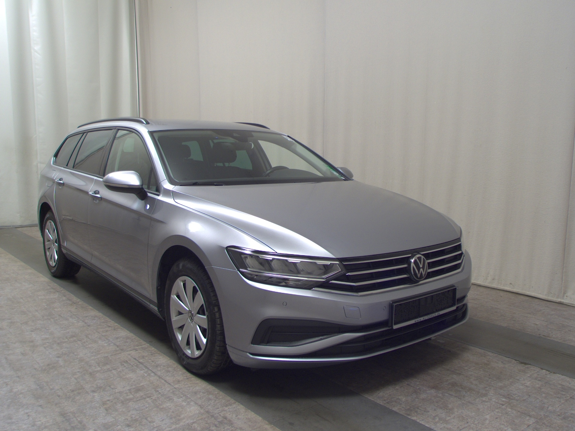 Volkswagen Passat Var. 2.0 TDI Navi LED RfK ACC PDC Shz BT 3