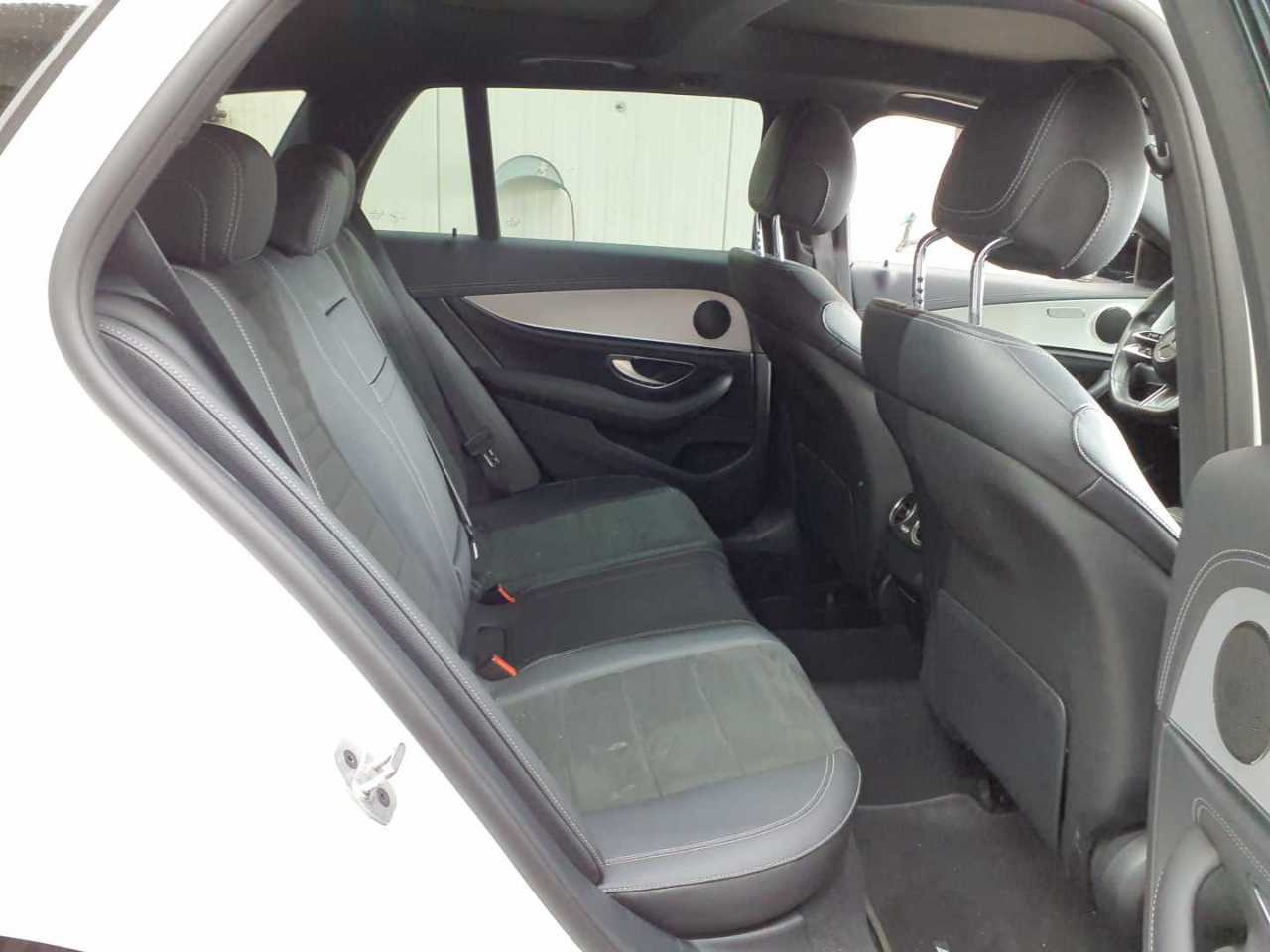 Mercedes-Benz E 220 T d 4M AMG-Line NAVI SHZ RFK LED MBUX 7