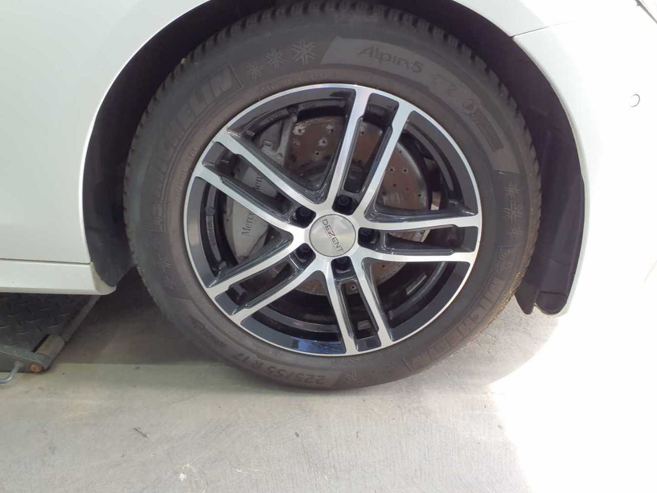Mercedes-Benz E 220 T d 4M AMG-Line NAVI SHZ RFK LED MBUX 11