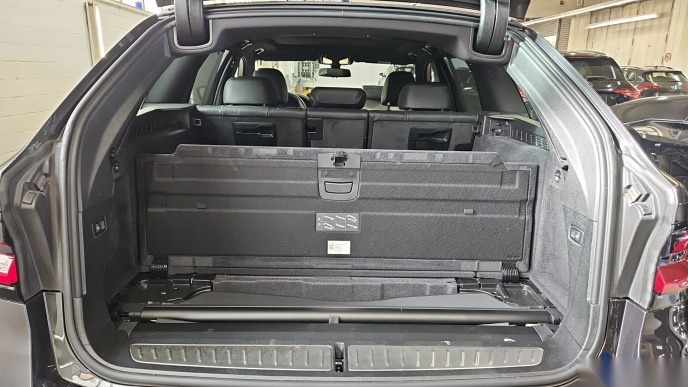 BMW 520dA Touring Leder NAVI SHZ RFK LED 11