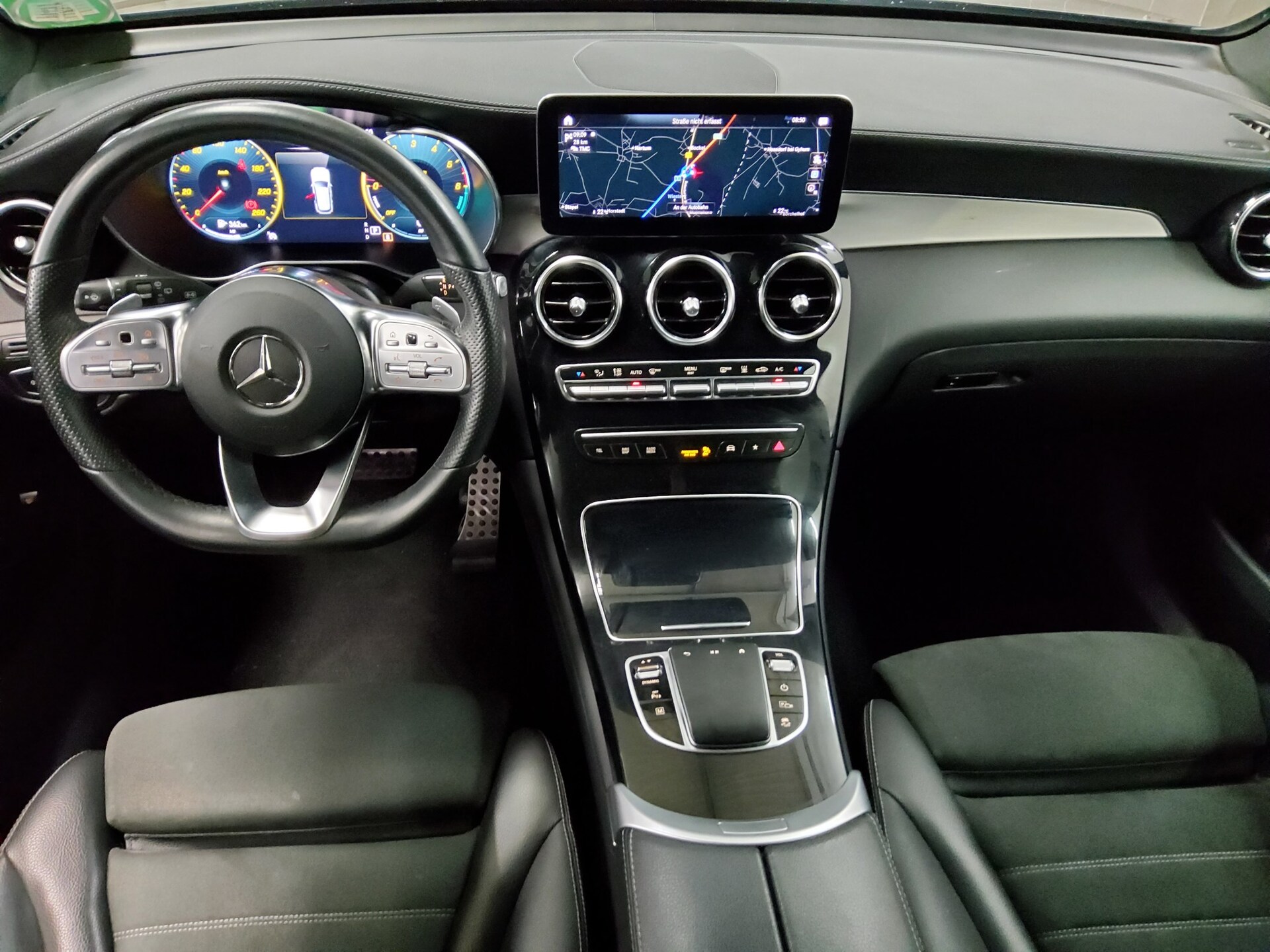 Mercedes-Benz GLC 300 de 4M AMG-Line Navi LED Widescrn AHK Sound Night 5