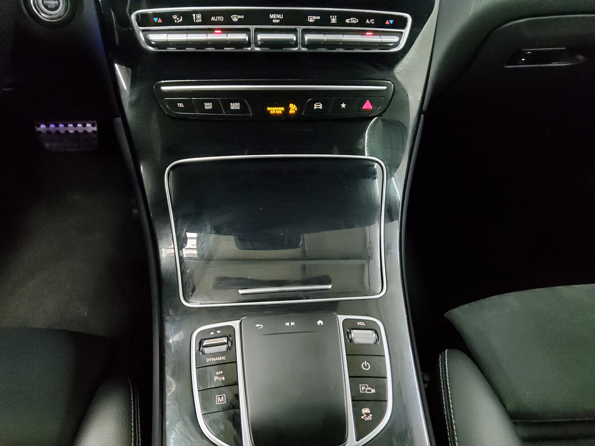 Mercedes-Benz GLC 300 de 4M AMG-Line Navi LED Widescrn AHK Sound Night 6
