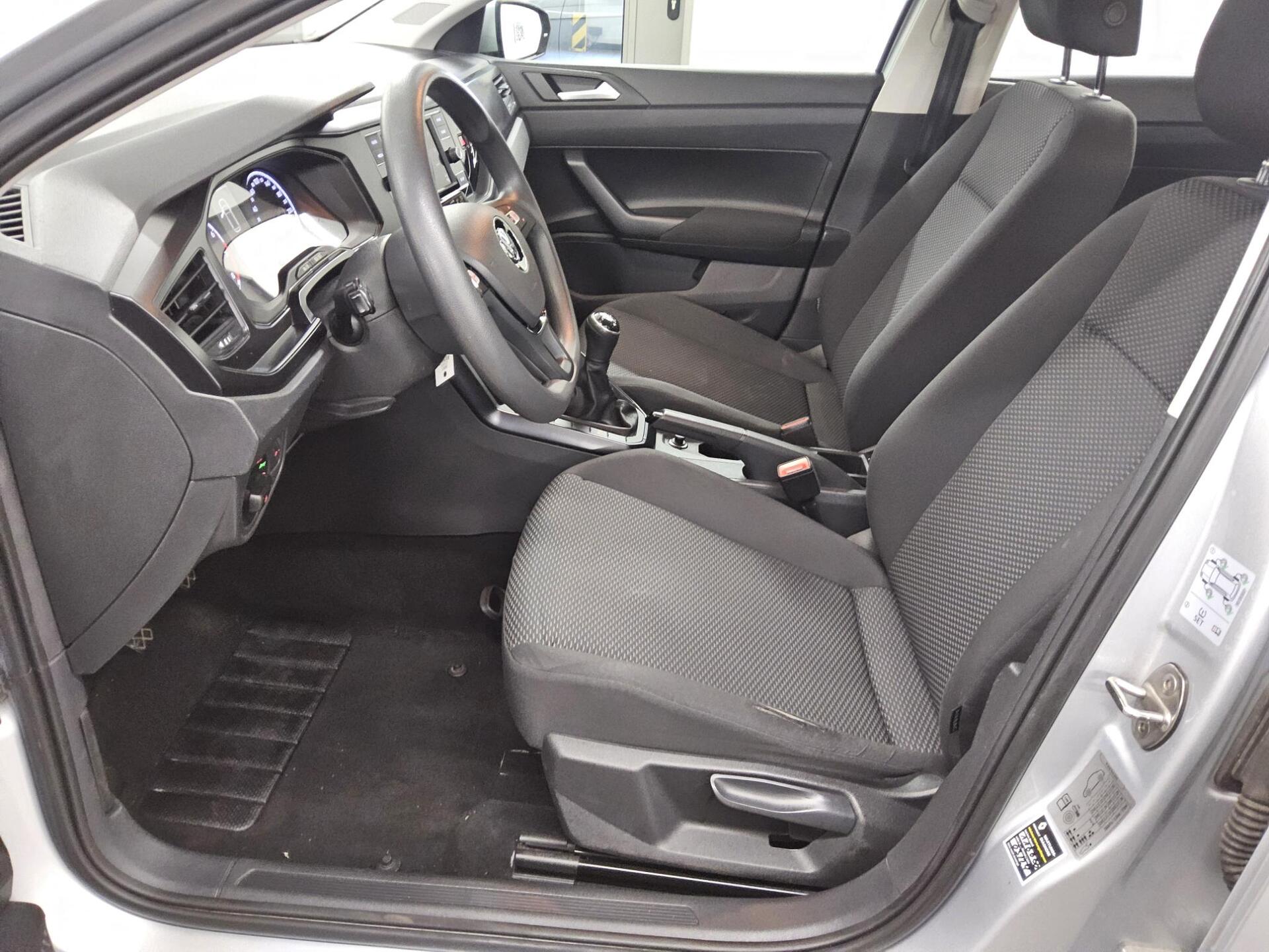 Volkswagen Polo 1.0 Trendline BT PDC SHZ 8