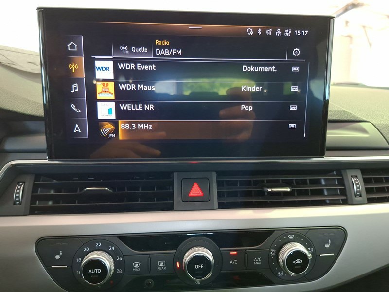 Audi A4 Avant 40 TDI advanced NAVI SHZ PDC LED AHK 8