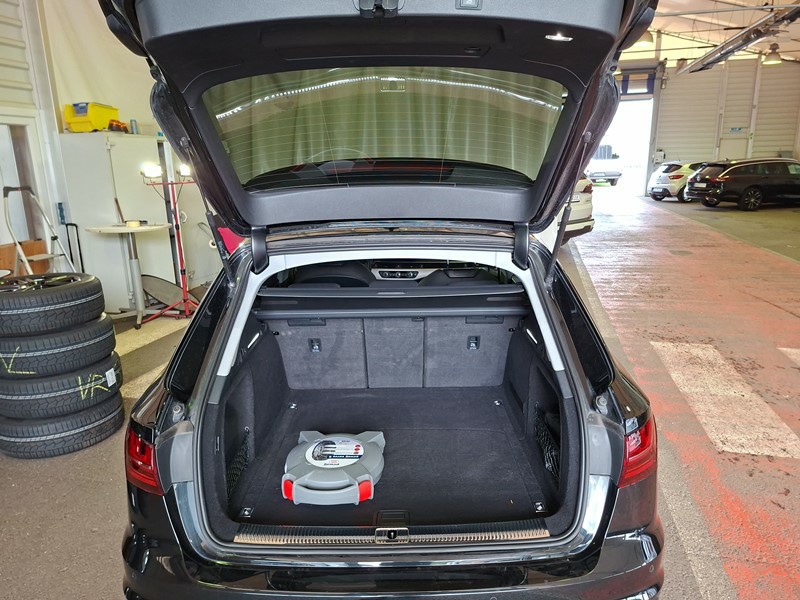 Audi A4 Avant 40 TDI advanced NAVI SHZ PDC LED AHK 11