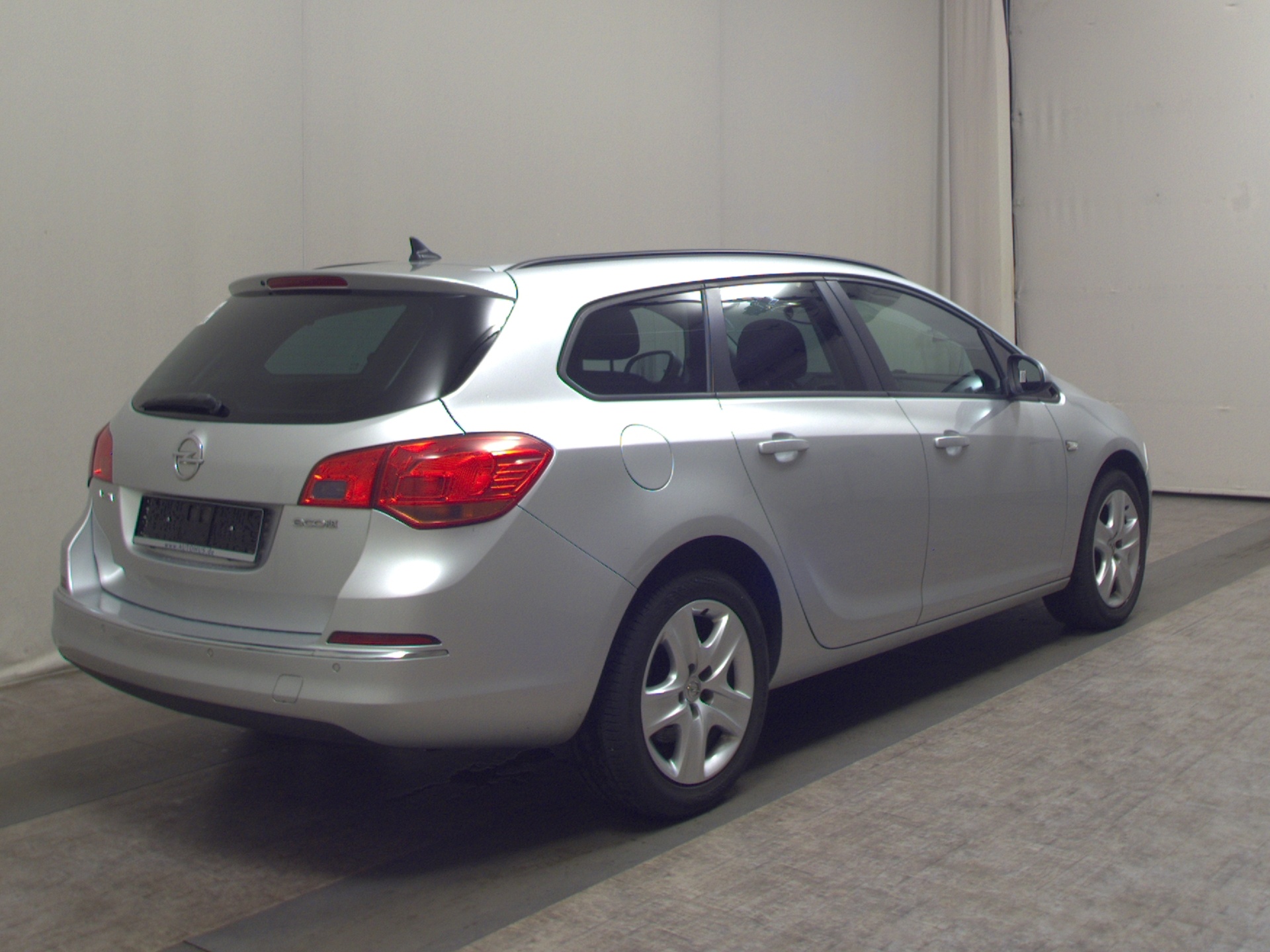 Opel Astra ST 1.6 CDTI Edition Navi Xenon HU 03/28 4