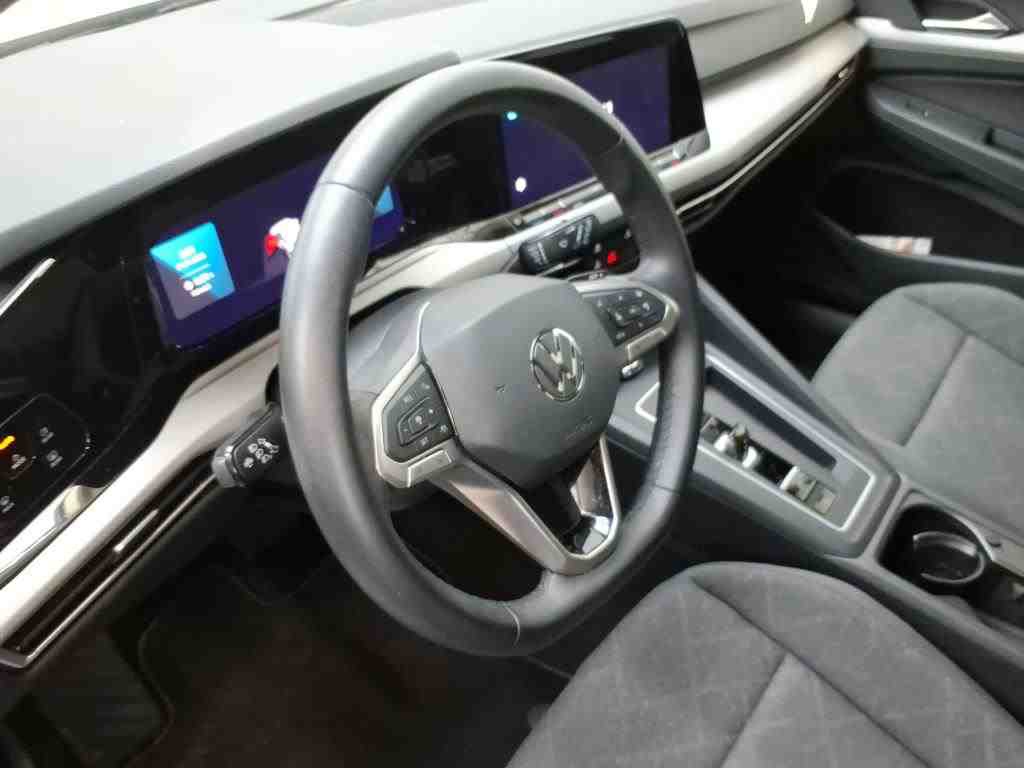 Volkswagen Golf Var. 2.0 TDI Life AHK RFK 6