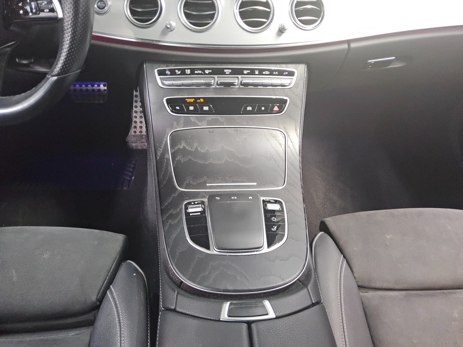 Mercedes-Benz E 300 T de AMG-Line T-Leder Navi LED Wide 6