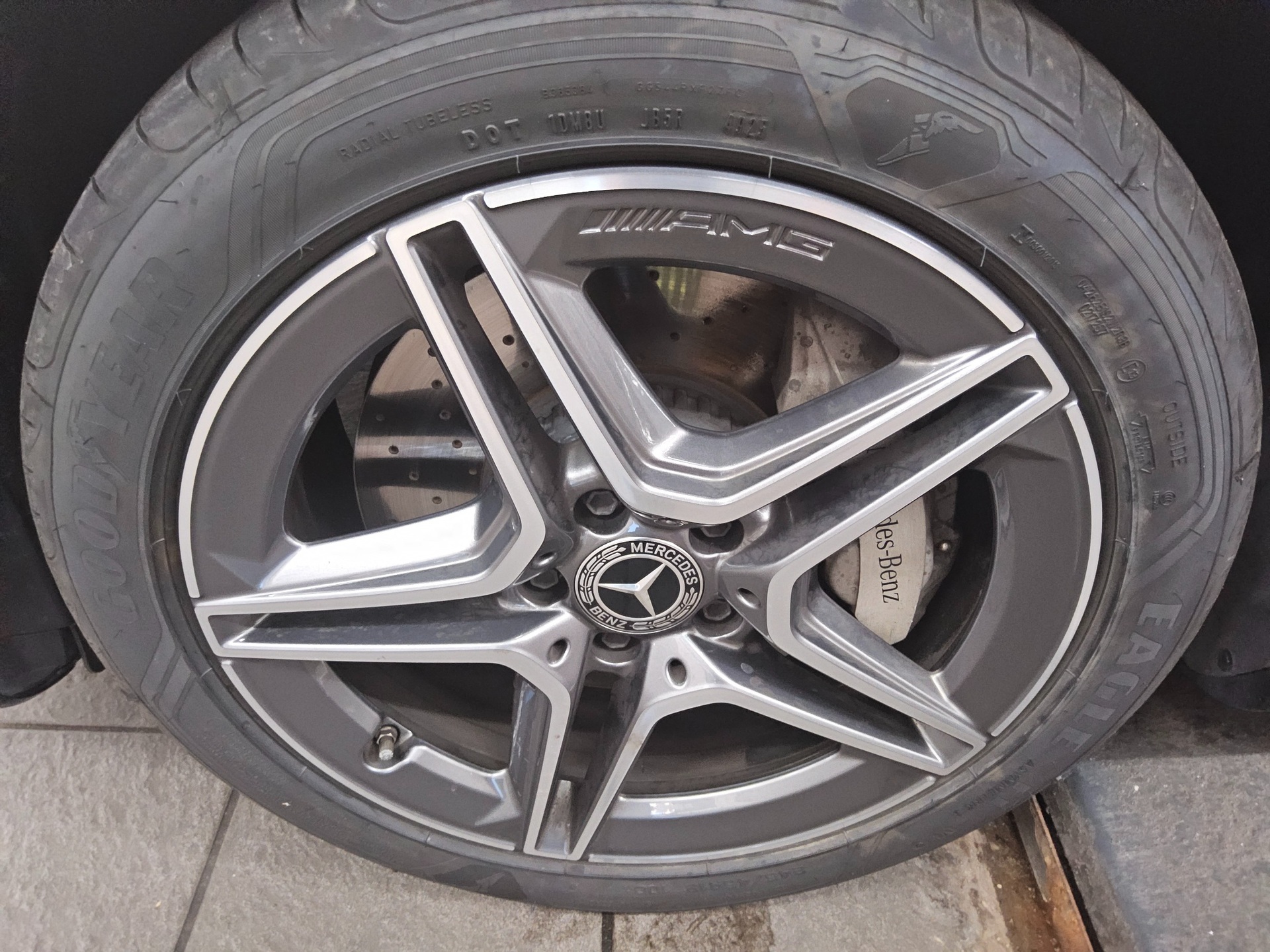 Mercedes-Benz E 300 T de AMG-Line T-Leder Navi LED Wide 11