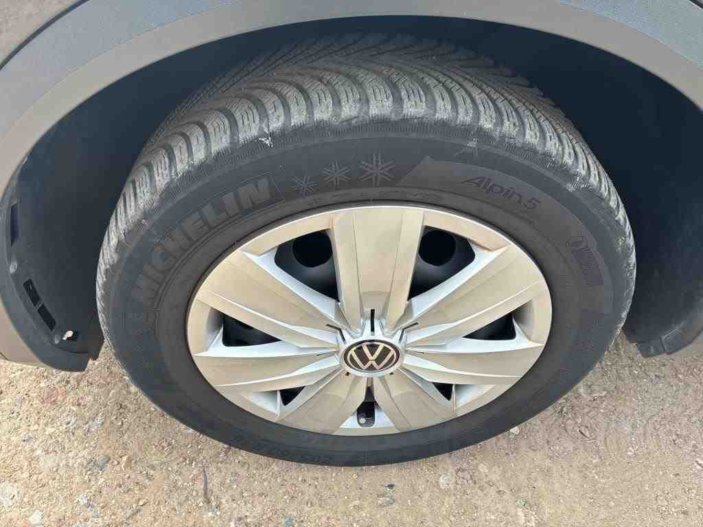 Volkswagen T-Roc 1.0 TSI Life NAVI AID SHZ RFK LED 12