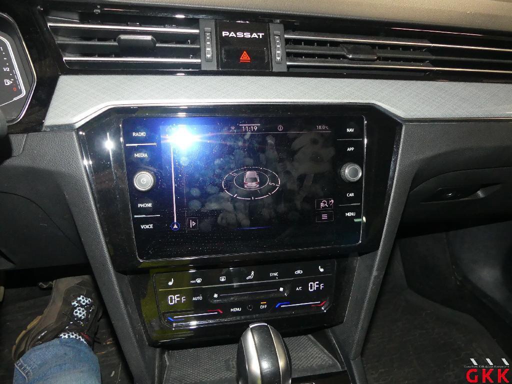 Volkswagen Passat Var. 1.4 TSI Navi LED AID Pano Shz 9