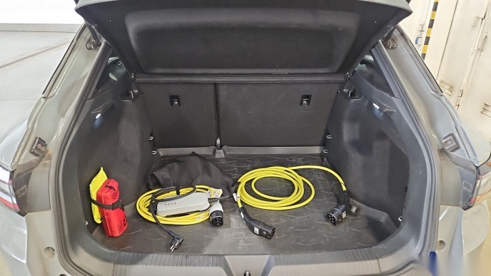 Volkswagen ID.4 Pro Performance NAVI SHZ RFK LED ACC 10