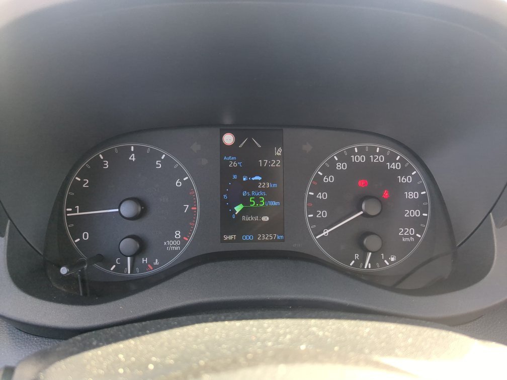 Toyota Yaris 1.0 CARPLAY RFK ACC 7