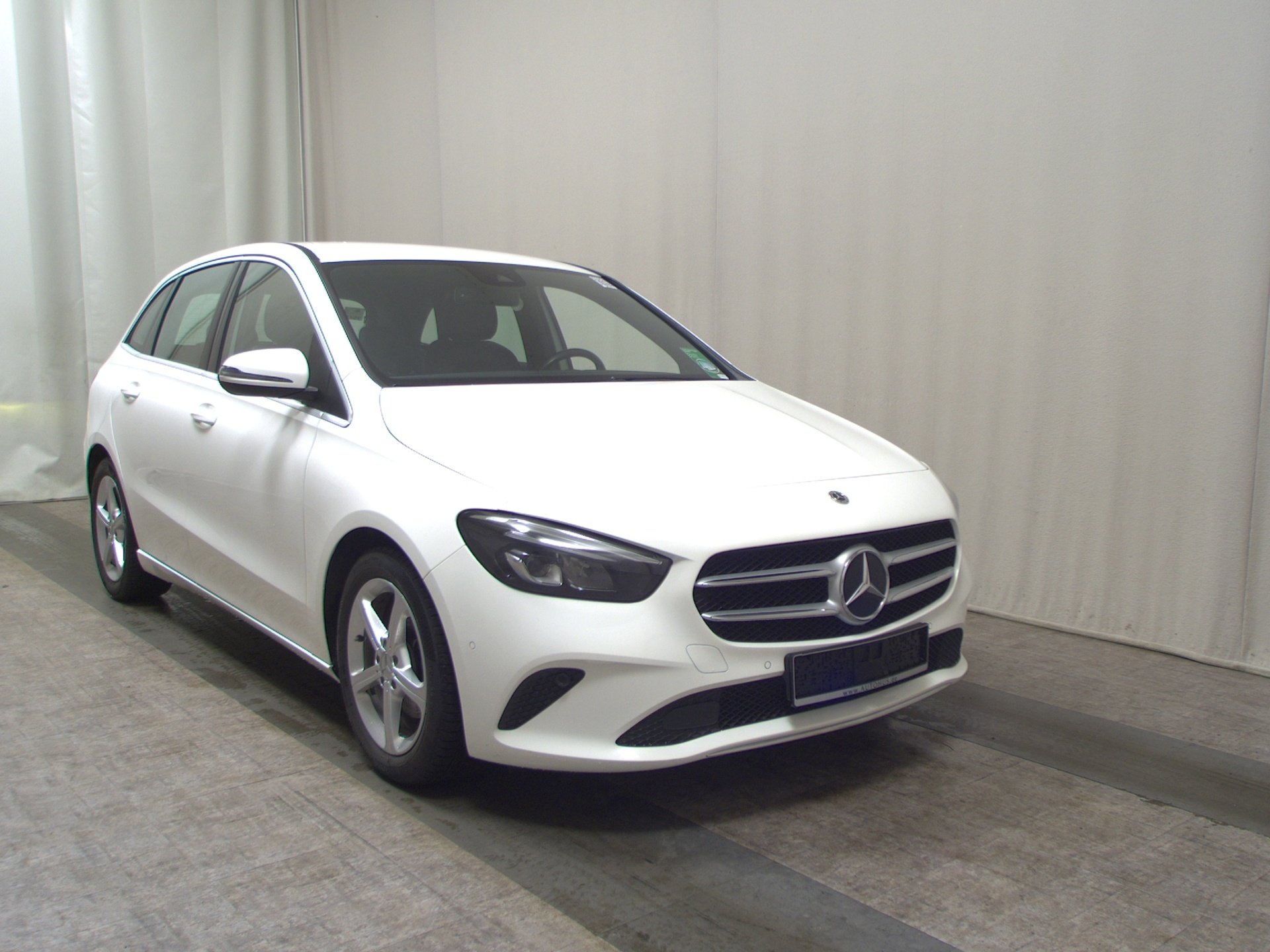 Mercedes-Benz B 200 d 3