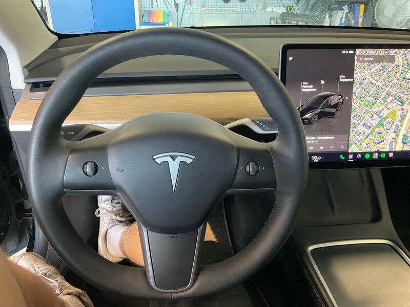 Tesla Model 3 Leder Navi LED 6