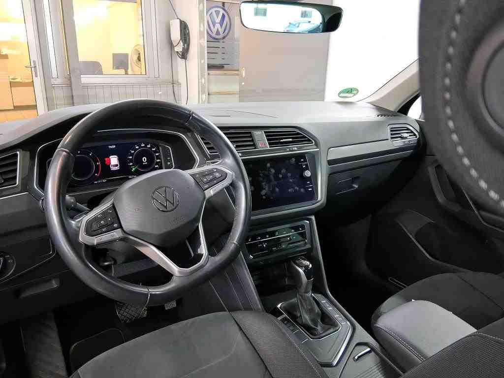 Volkswagen Tiguan 2.0 TDI Elegance AID AHK 5
