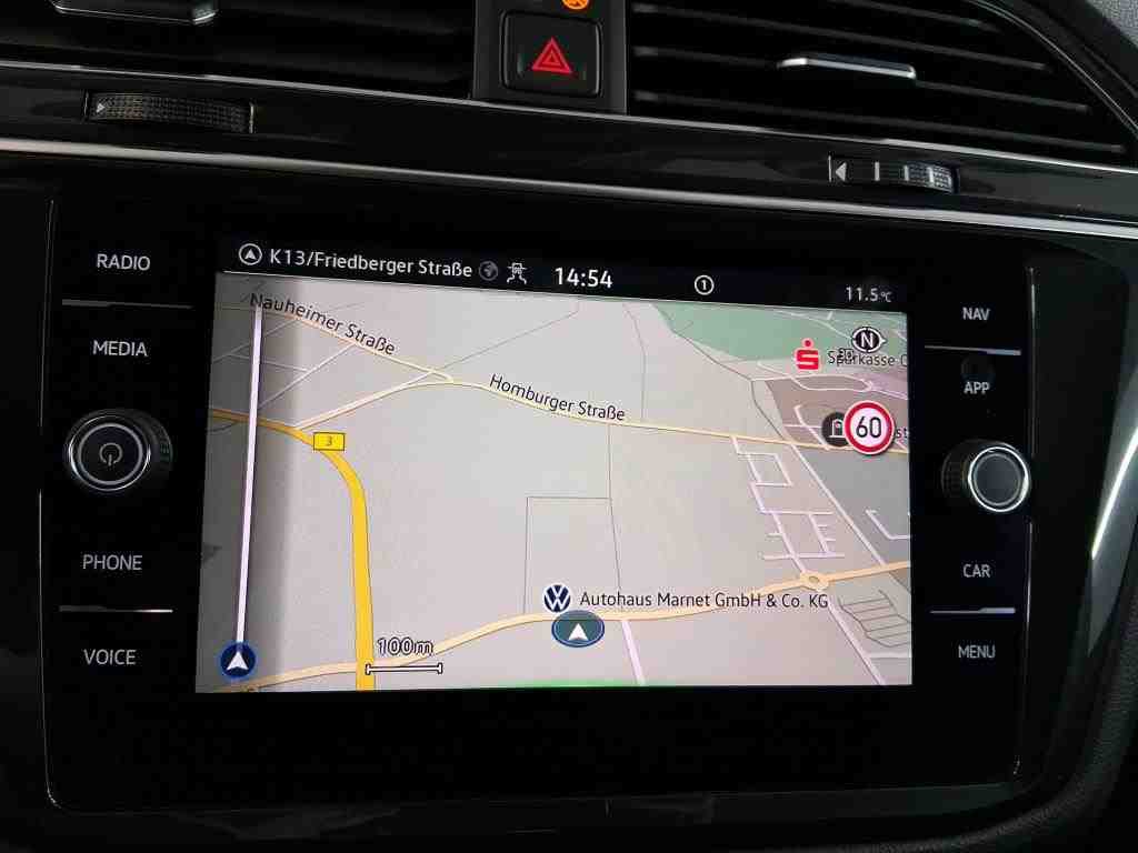 Volkswagen Tiguan 2.0 TDI Elegance AID AHK 9