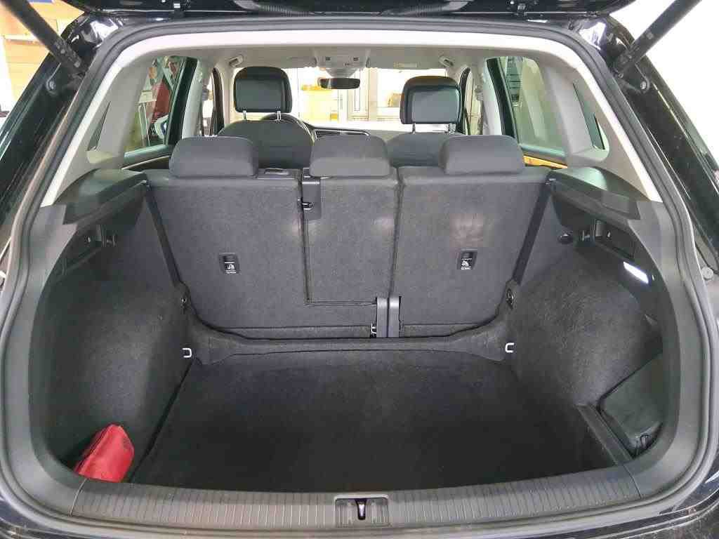 Volkswagen Tiguan 2.0 TDI Elegance AID AHK 10