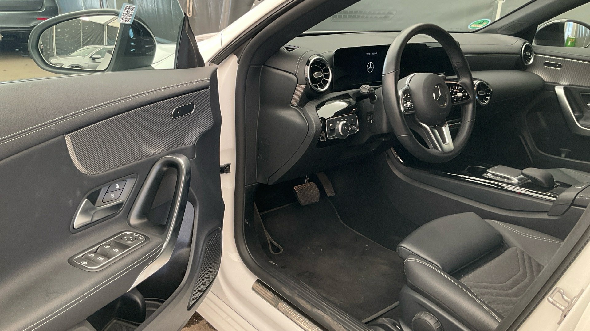 Mercedes-Benz CLA 200 SB d Progressive NAVI KLIMAAUT SHZ RFK LED 6