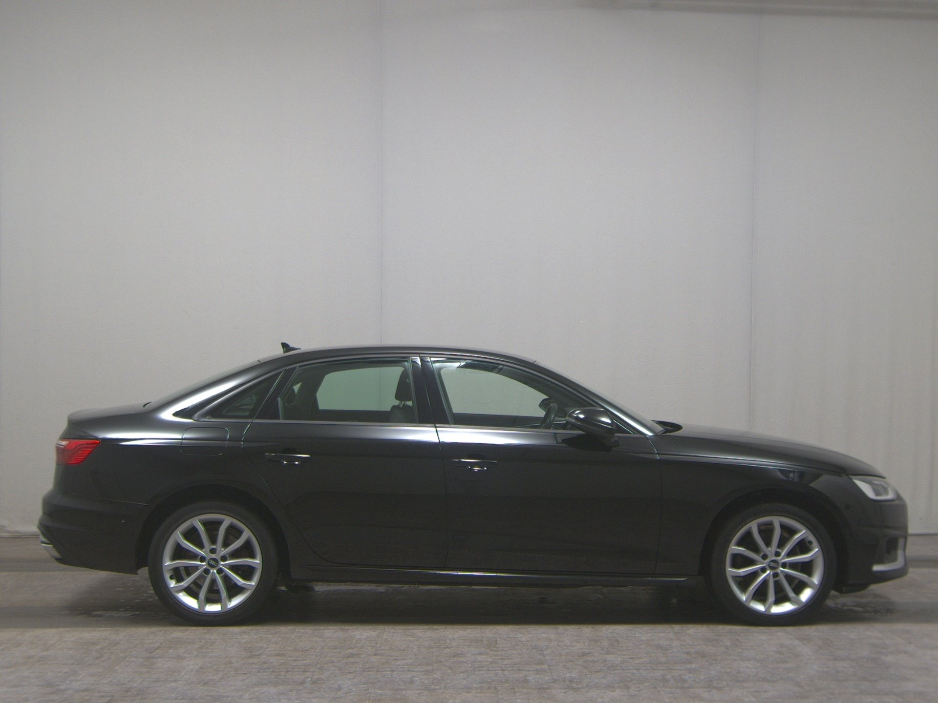 Audi A4 35 TDI advanced Navi+ LED PDC SHZ