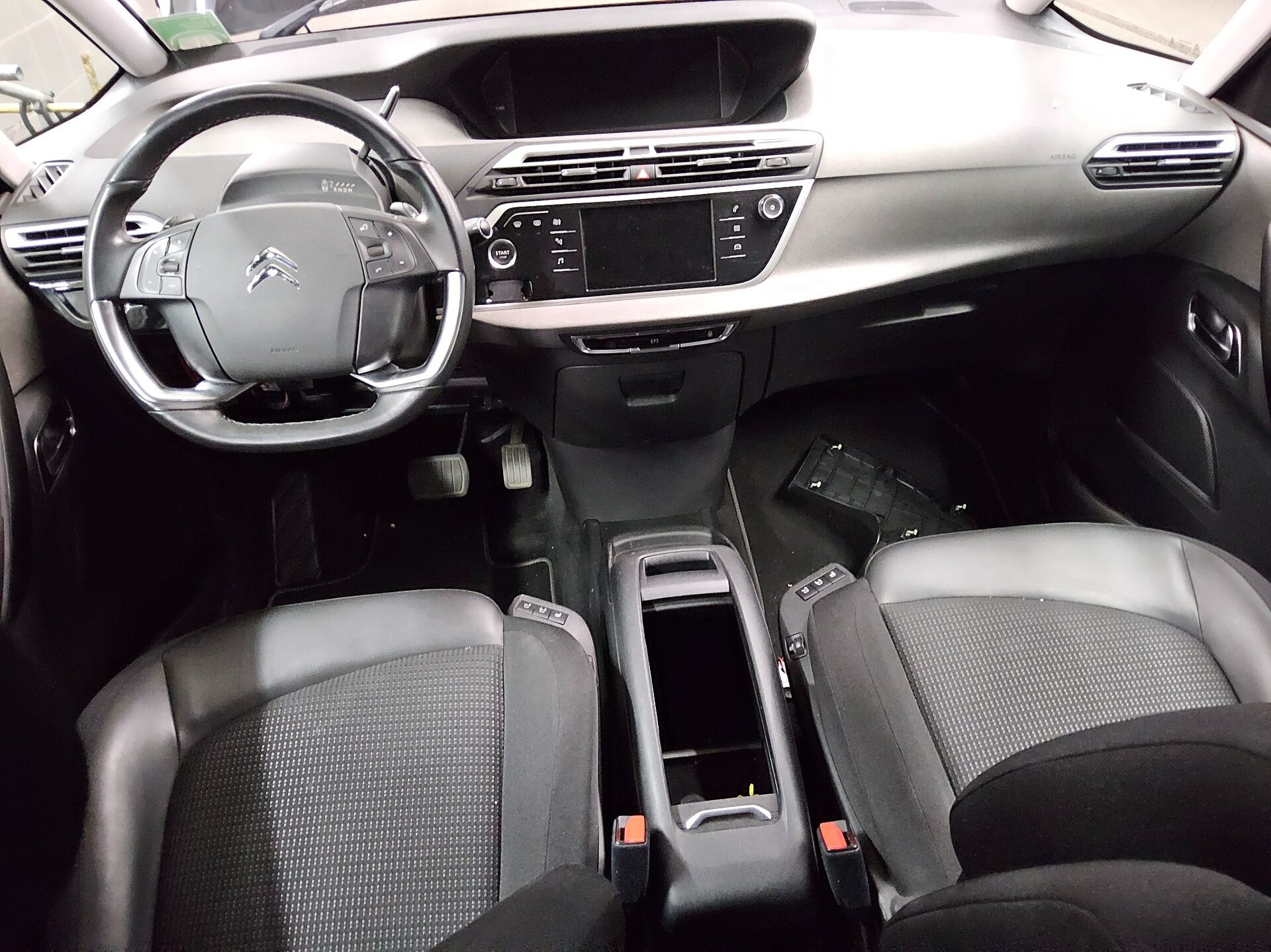 Citroën C4 Grand Spacetourer 1.5 BlueHDi Motorschaden 5