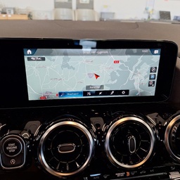 Mercedes-Benz B 180 d T-Leder Navi LED Shz 8