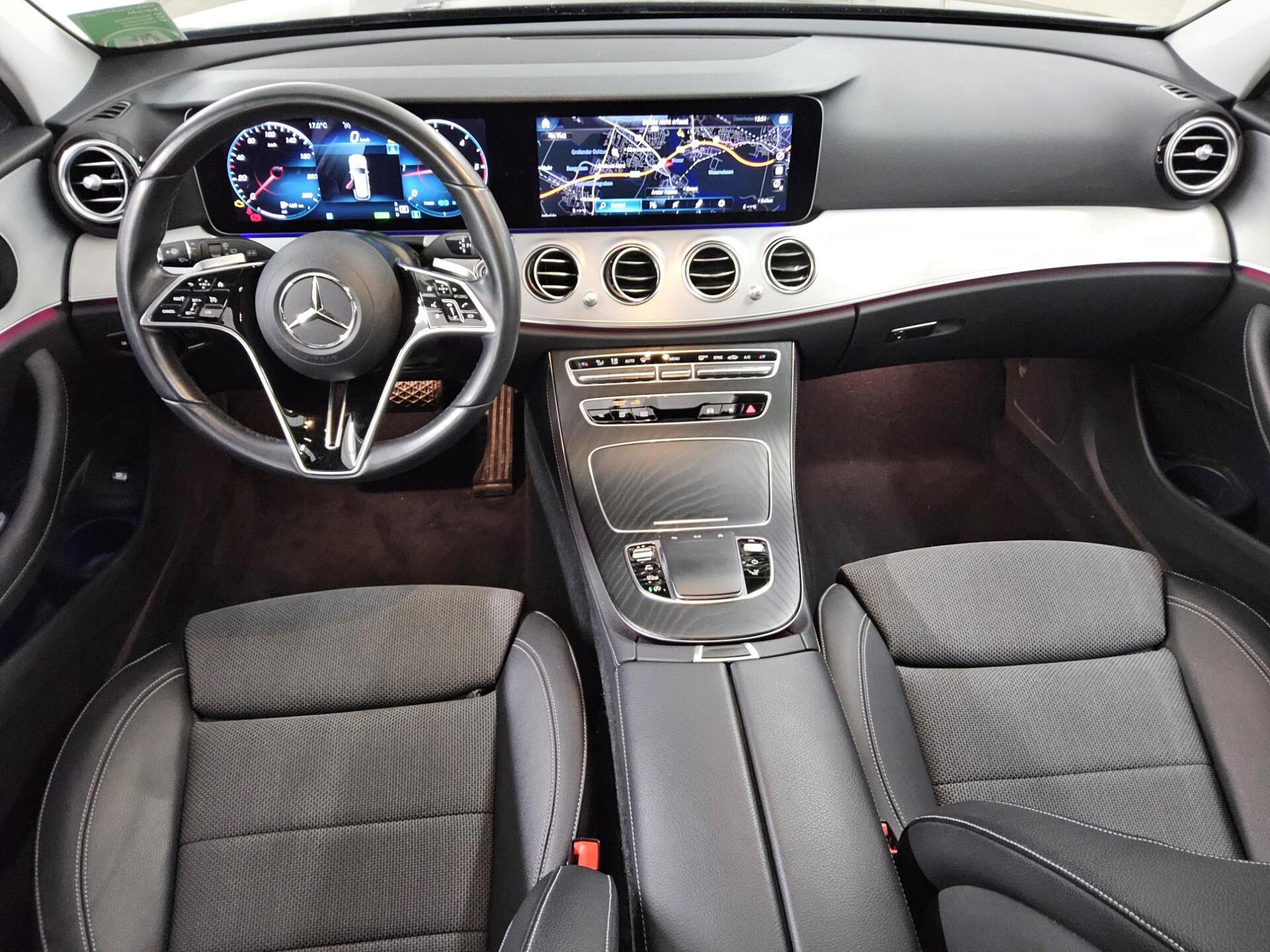 Mercedes-Benz E 220 T d 4M Exclusive T-Leder Navi LED RfK AHK 5
