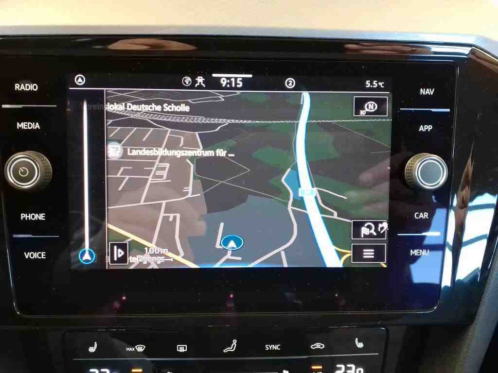 Volkswagen Passat Variant 2.0 TDI Business Navi LED AHK RFK 9
