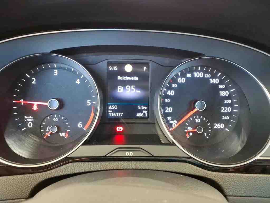 Volkswagen Passat Variant 2.0 TDI Business Navi LED AHK RFK 8