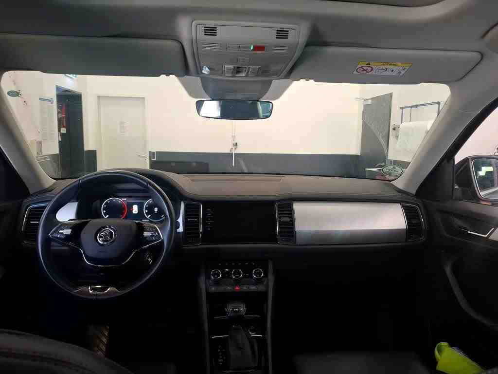 Skoda Kodiaq 2.0 TDI Ambition 7-SITZE NAVI LED RADIO AID 5