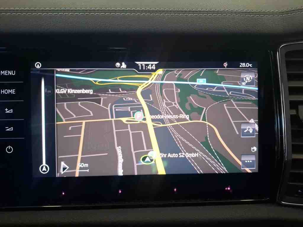 Skoda Kodiaq 2.0 TDI Ambition 7-SITZE NAVI LED RADIO AID 11