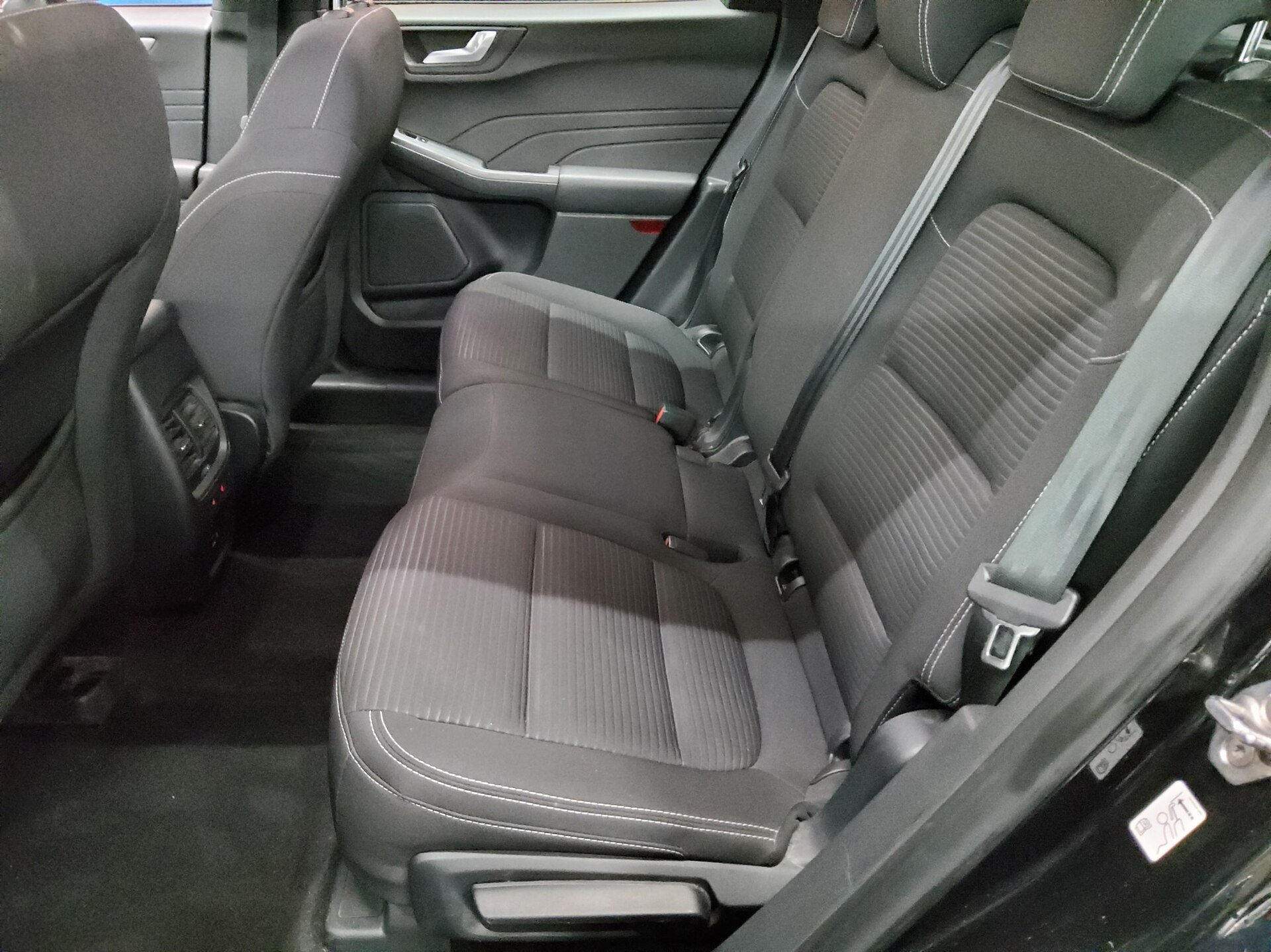 Ford Kuga 2.5 Duratec Titanium 13