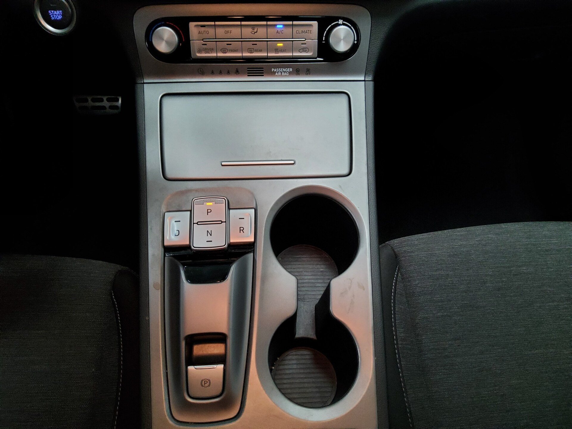 Hyundai Kona Navi LED RFK 7