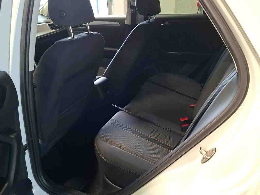 Volkswagen T-Roc 1.0 TSI Life PDC SHZ 7