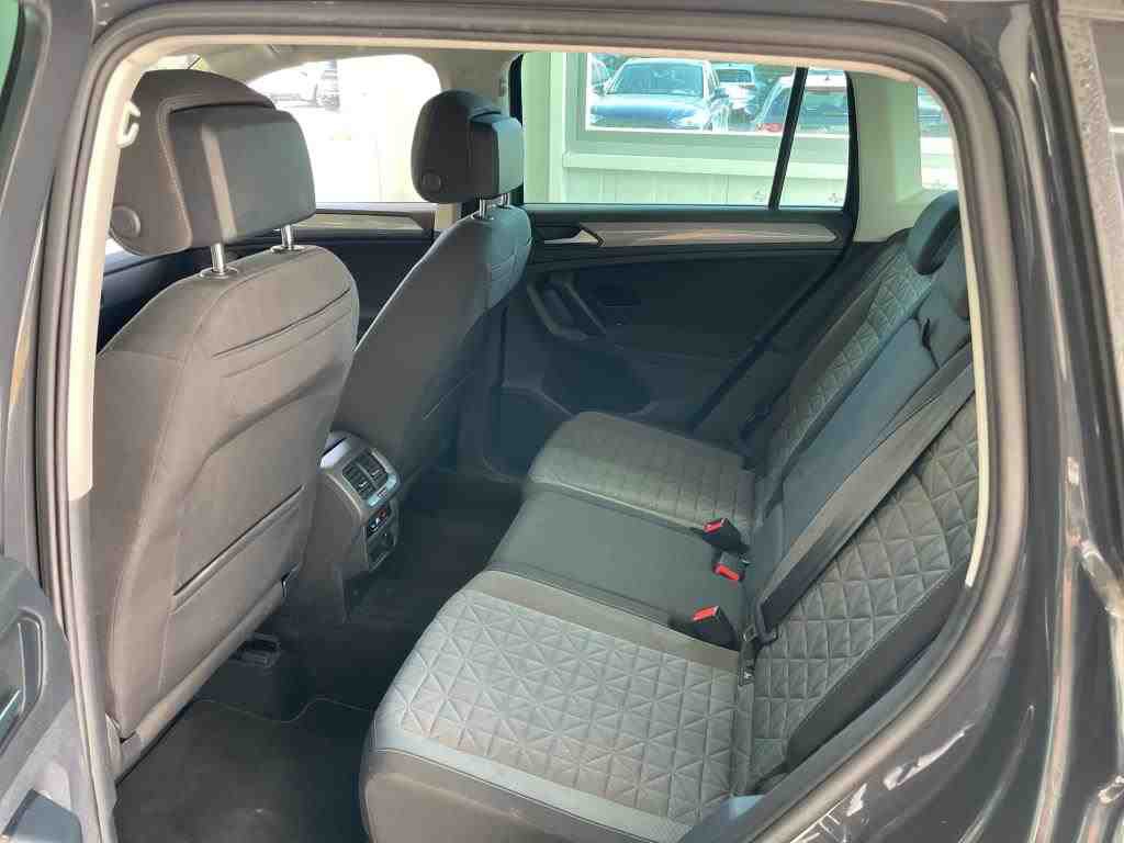 Volkswagen Tiguan 2.0 TDI Life NAVI AID SHZ RFK LED 7