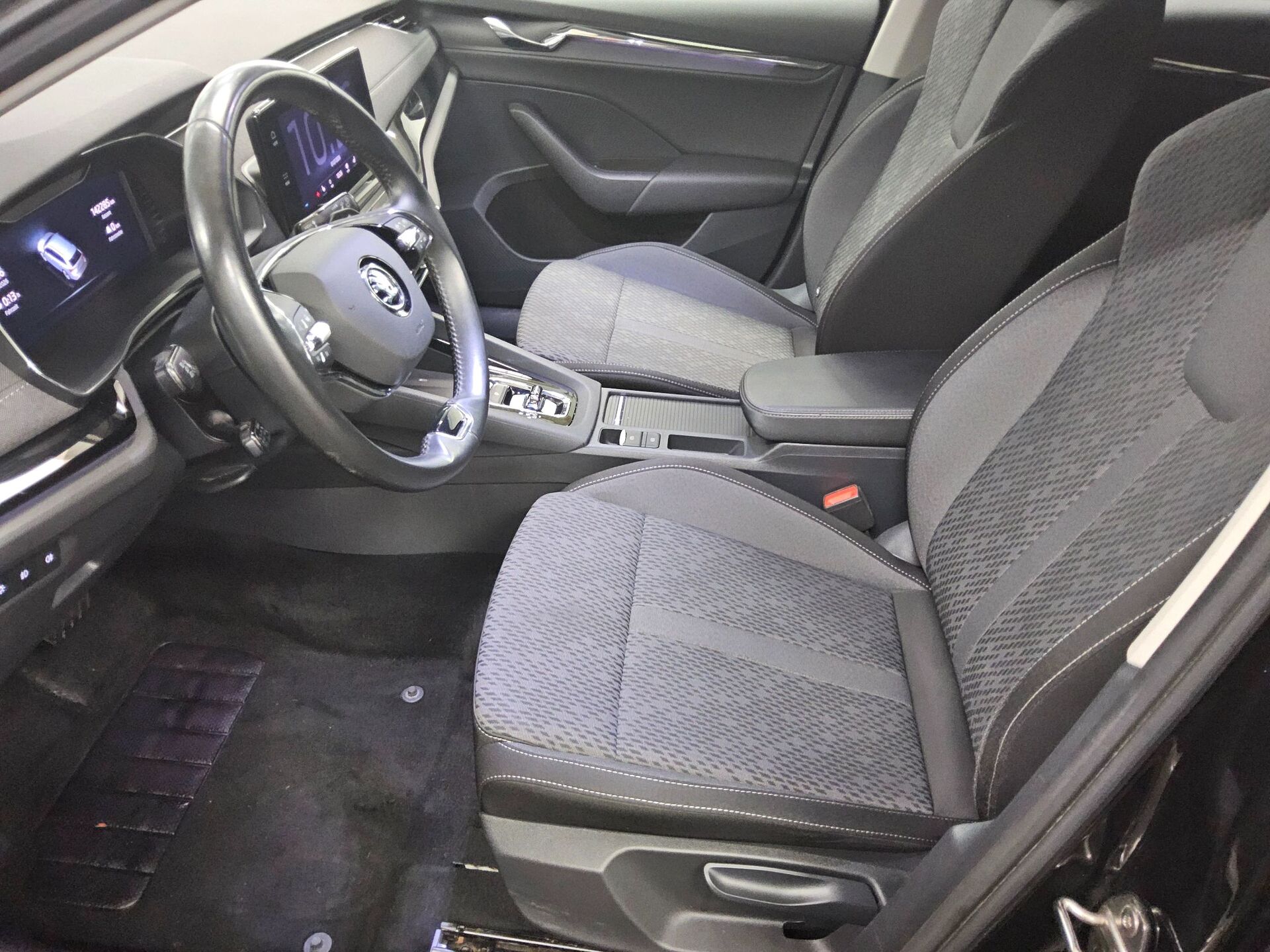 Skoda Octavia Kombi 2.0 TDI 9