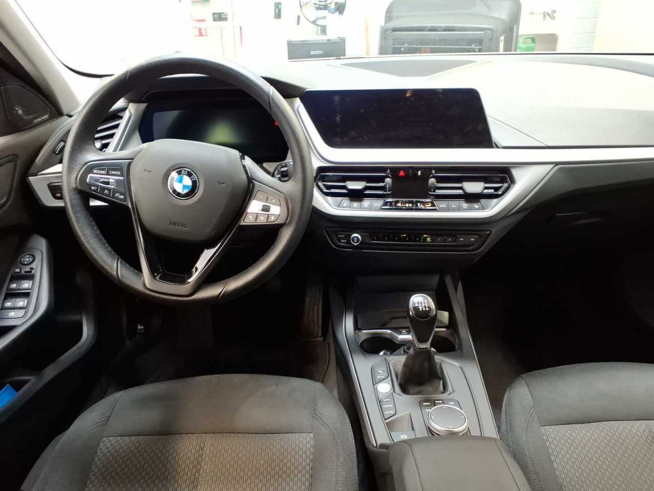 BMW 116i PDC 5