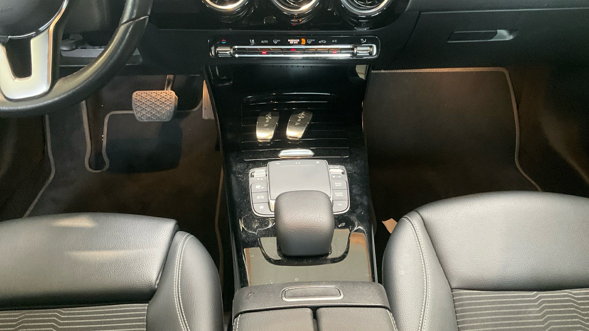 Mercedes-Benz A 220 Progressive T-Leder NAVI SHZ RFK LED 9