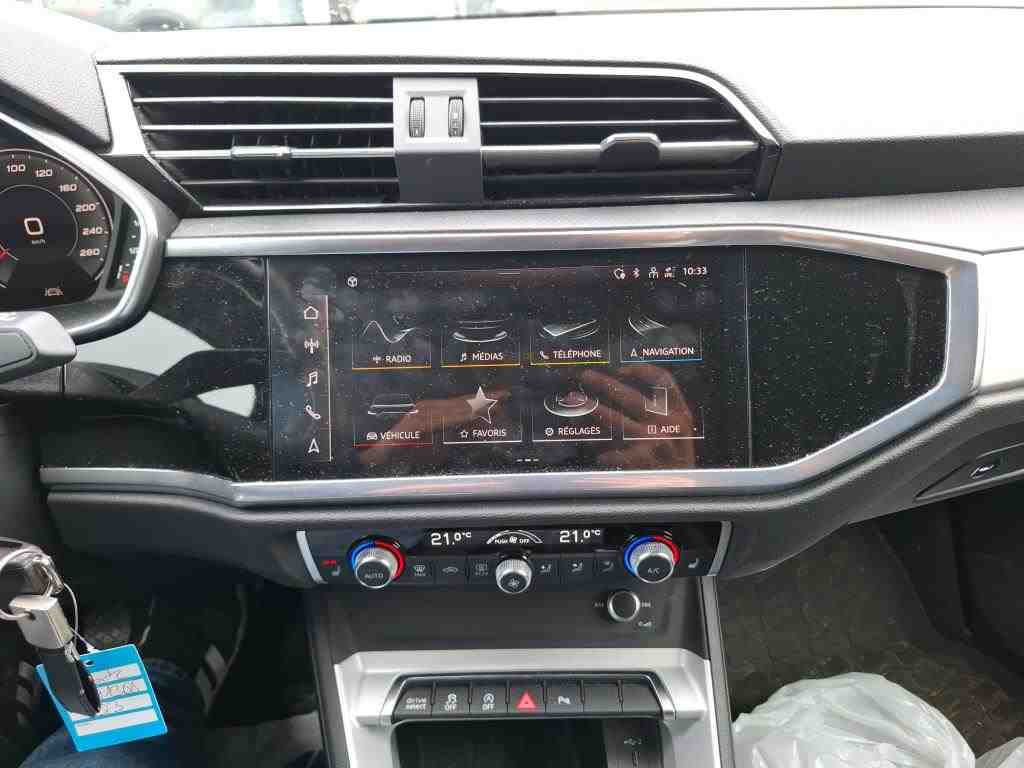 Audi Q3 35 TDI SHZ LED Kamera BT 7