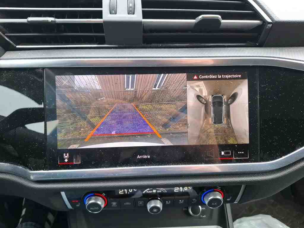 Audi Q3 35 TDI SHZ LED Kamera BT 9