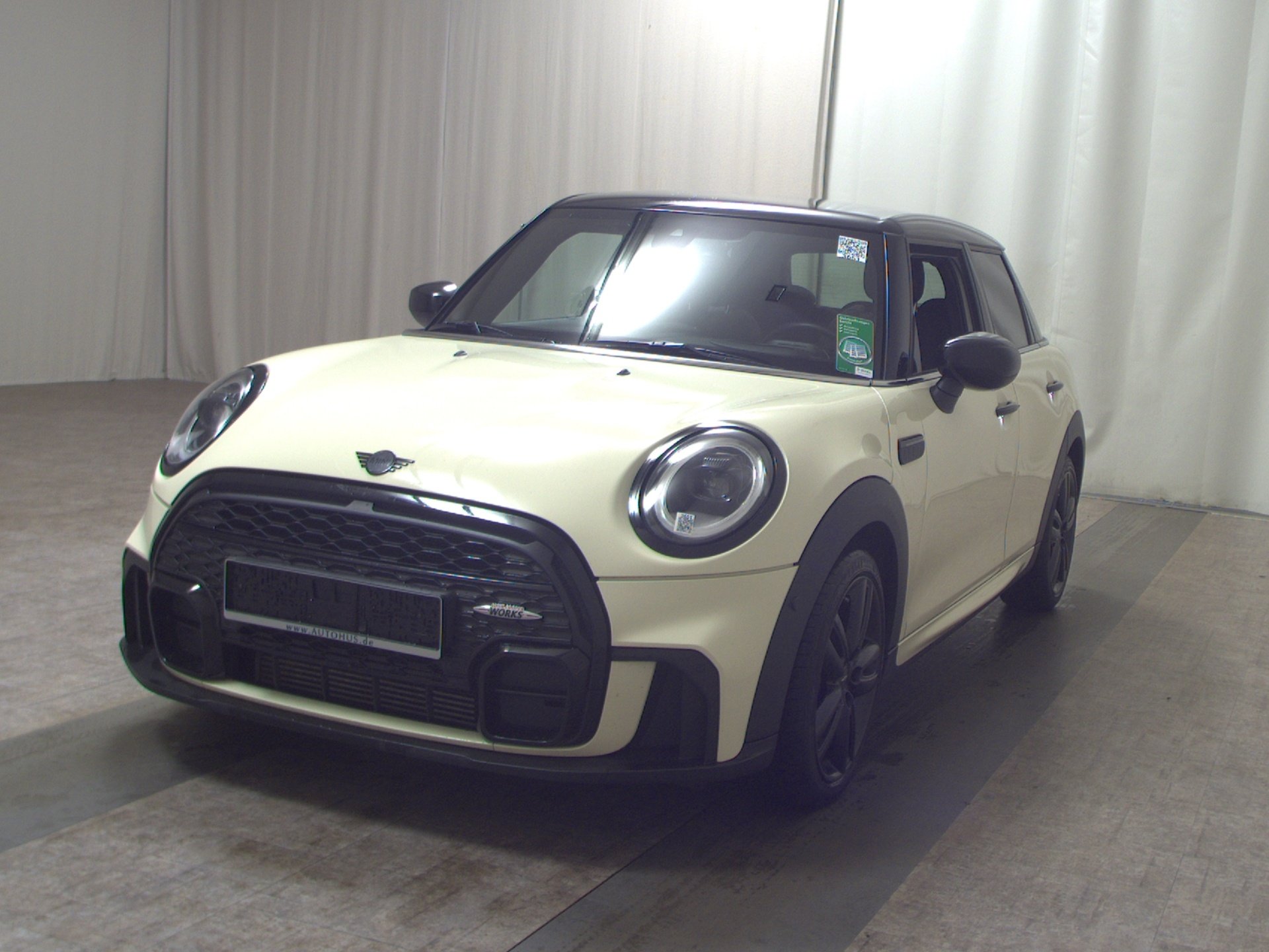 MINI Cooper JCW Trim Navi LED HuD RFK T-Leder 2