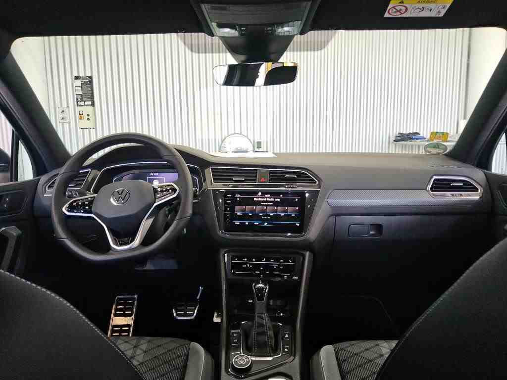 Volkswagen Tiguan 2.0 TDI 4M R-Line NAVI LED AID SHZ 5
