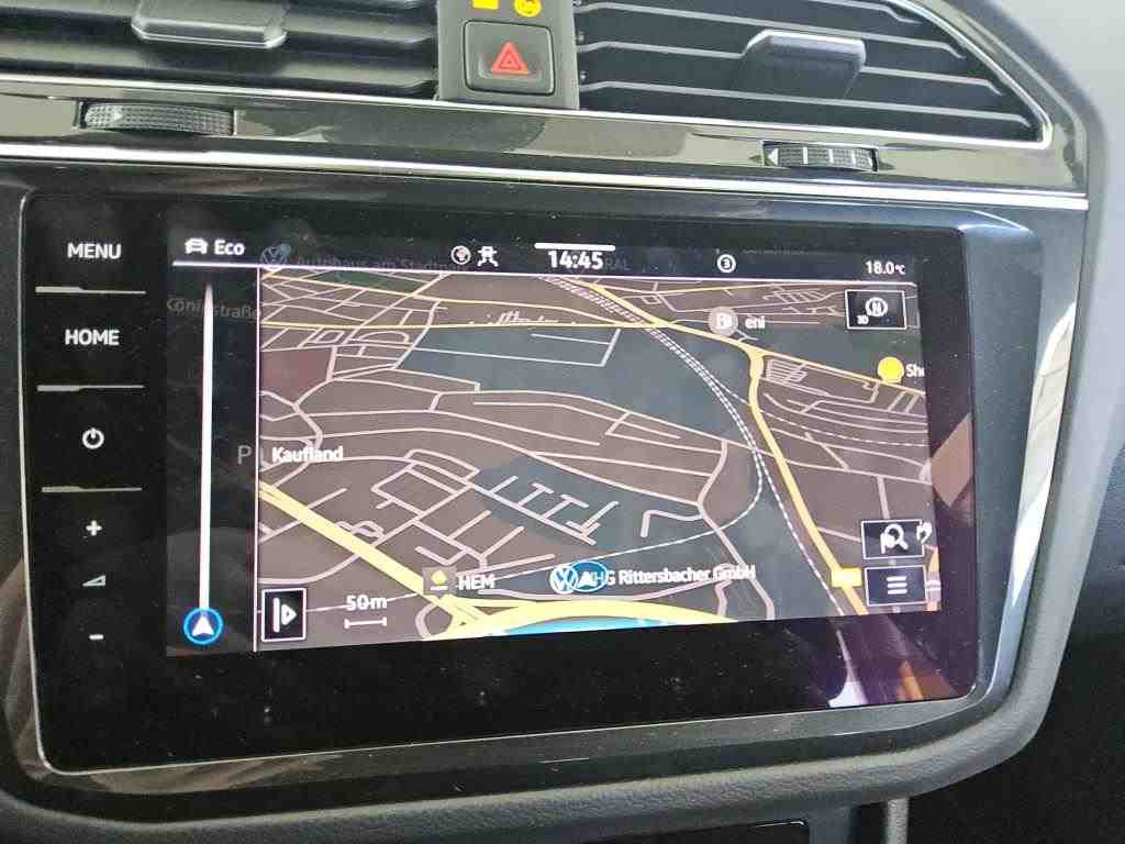 Volkswagen Tiguan 2.0 TDI 4M R-Line NAVI LED AID SHZ 9