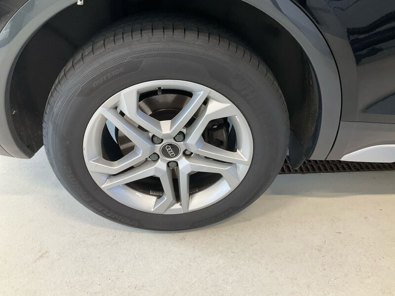 Audi Q5 50 TDI Qu. advanced NAVI KLIMAAUT SHZ RFK LED 12