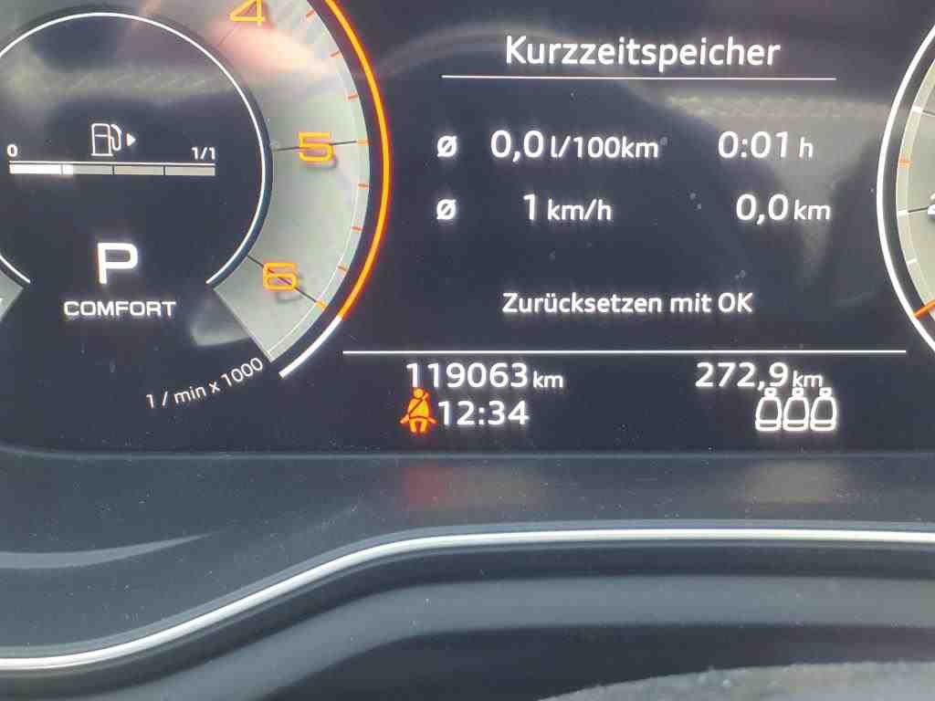 Audi A5 Sportback S-Line NAVI SPORTSITZE KLIMAAUT LED RADIO 11