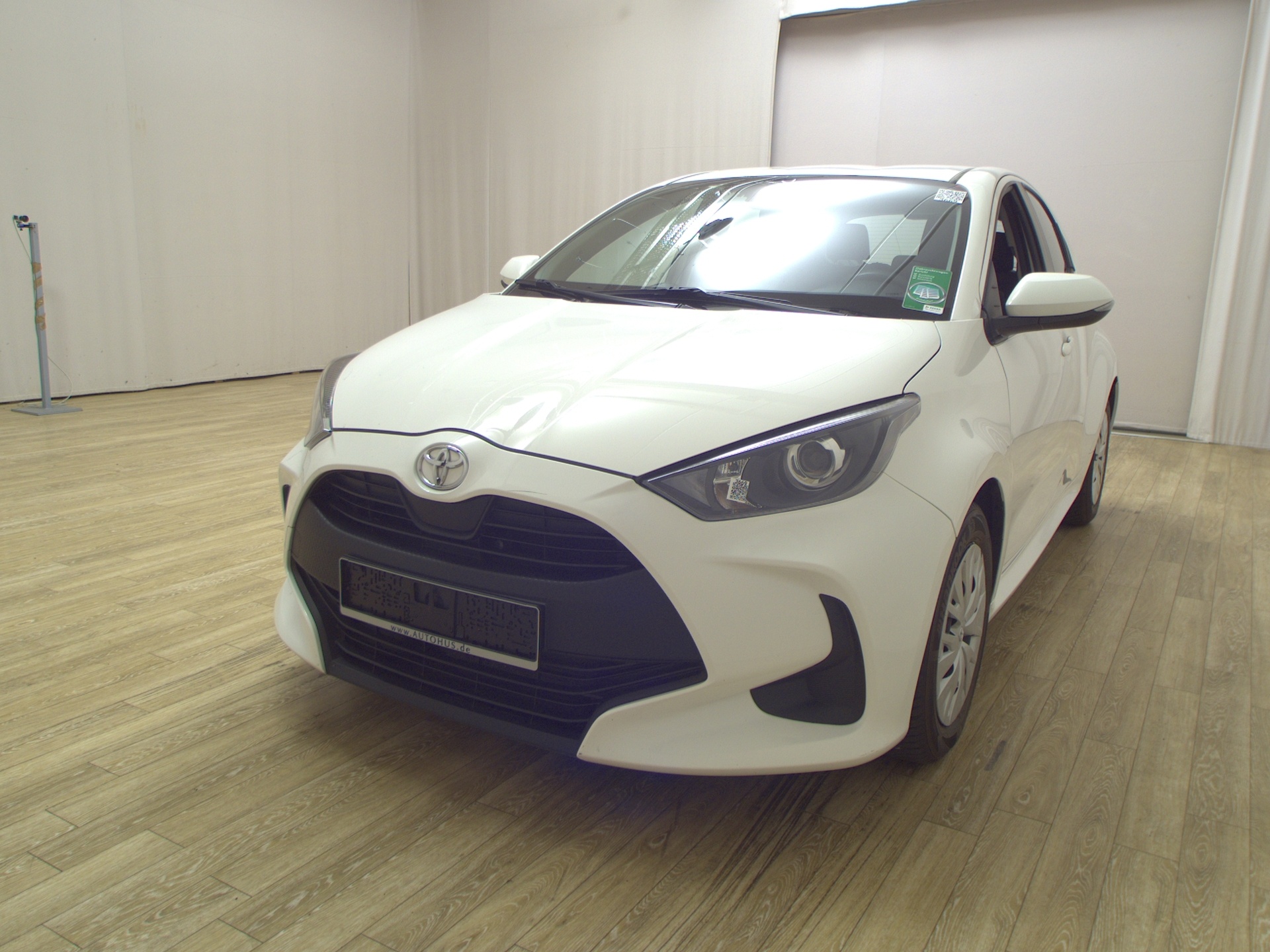 Toyota Yaris 1.0 Klima RFK 2
