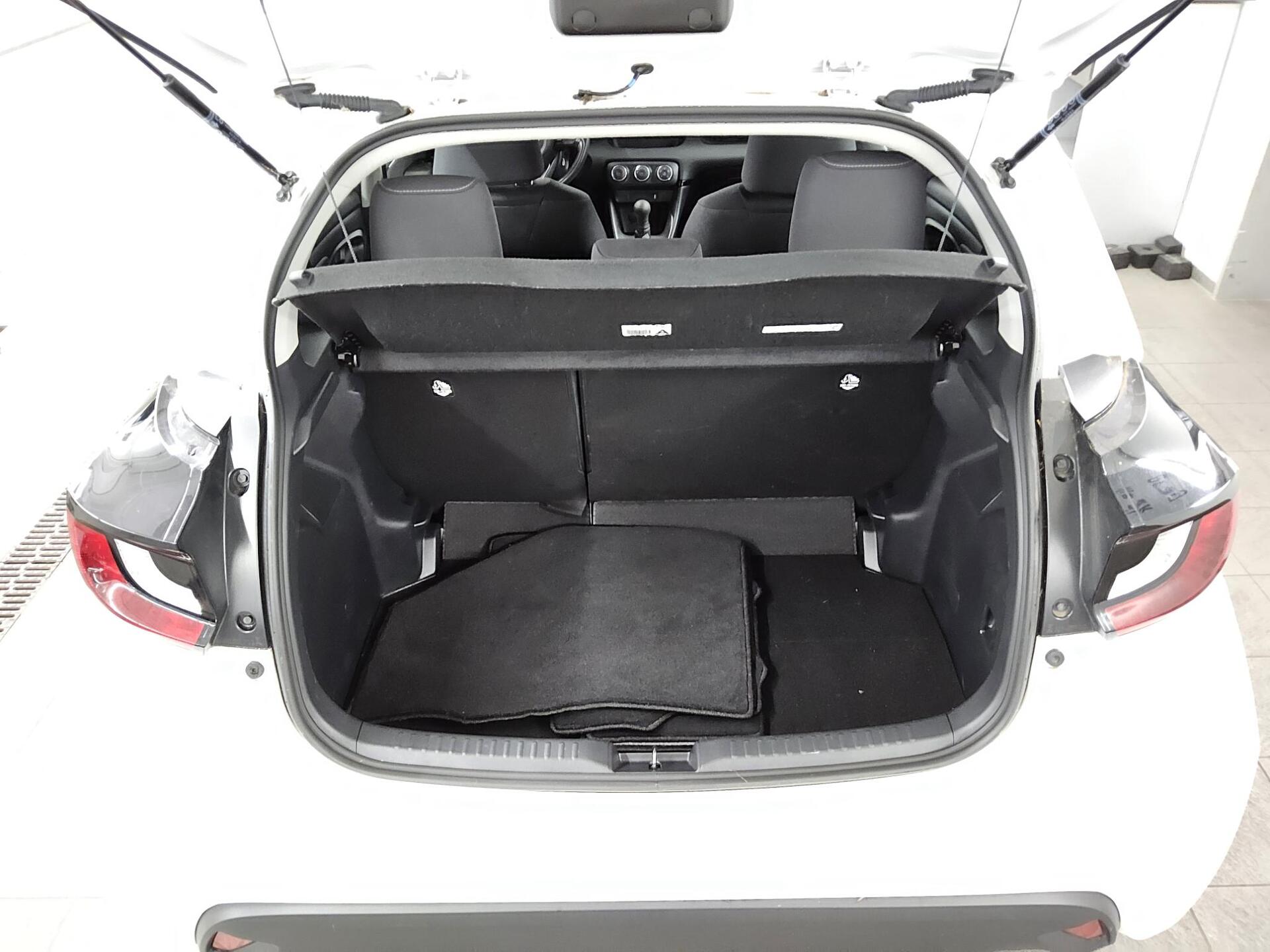 Toyota Yaris 1.0 Klima RFK 11