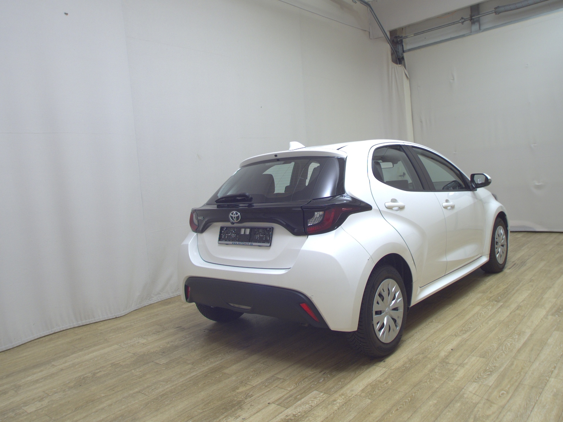 Toyota Yaris 1.0 Klima RFK 4