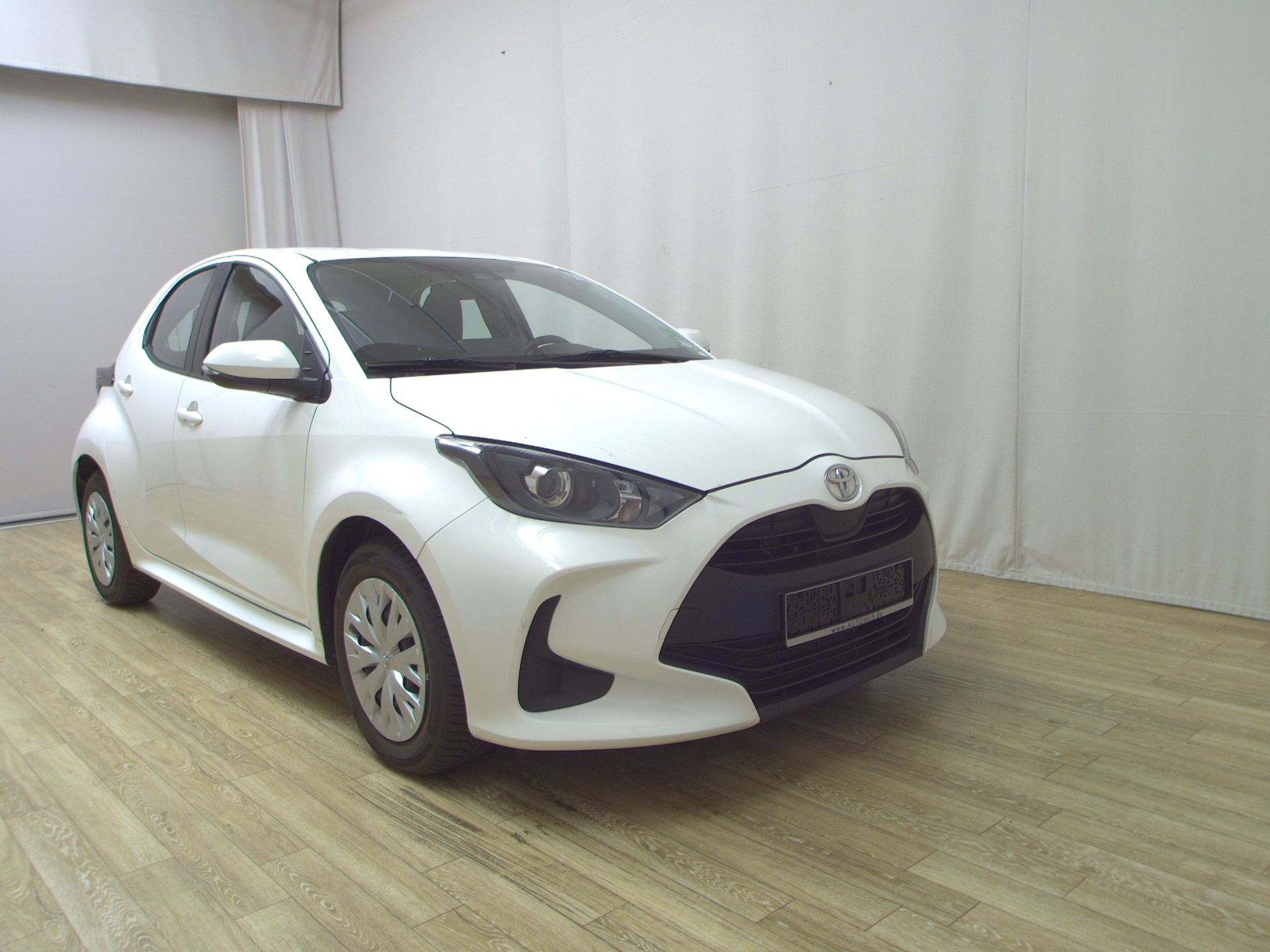 Toyota Yaris 1.0 Klima RFK 3