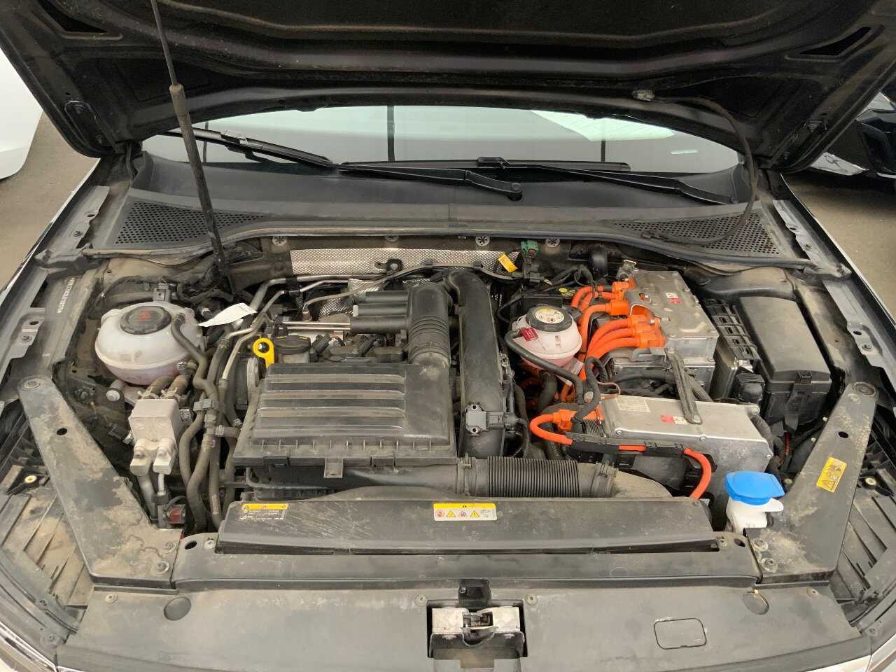 Volkswagen Passat Variant GTE 1.4 TSI RFK 11